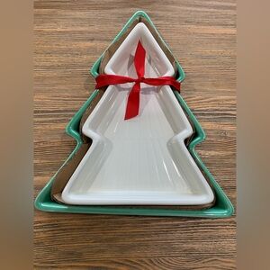 Hallmark Christmas Tree Serveware Set - Green and White